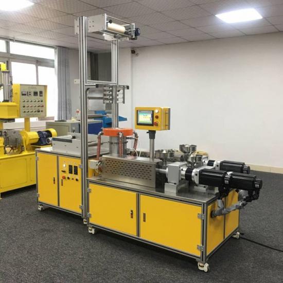 Laboratory film blowing machine
